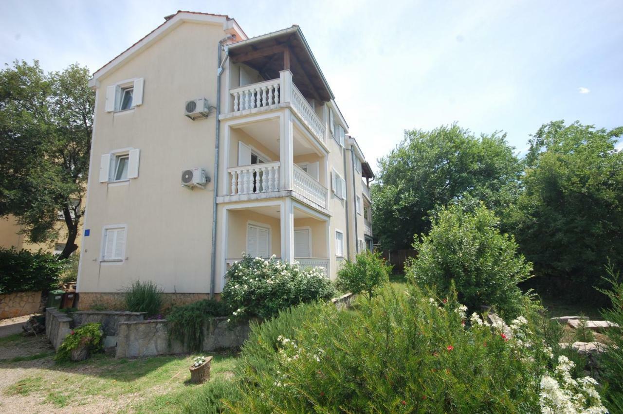 Apartments Novak By El-Pi Tours مالينسكا المظهر الخارجي الصورة